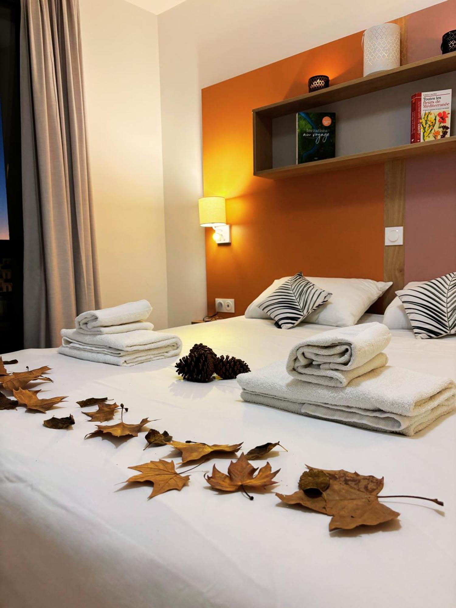 Apparthotel Privilodges Тулон Экстерьер фото